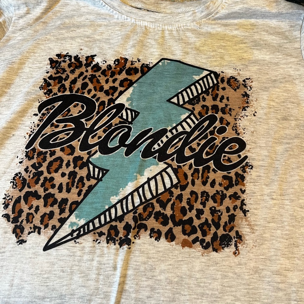 Graphic T-Shirt - Gray and Brown